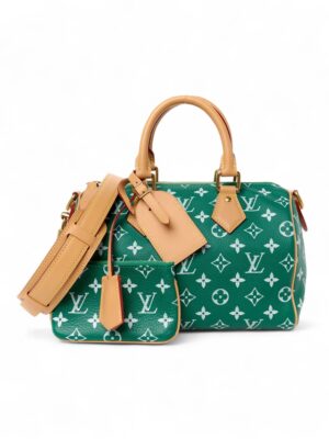 Louis VuittonCalfskin Monogram Speedy P9 Bandouliere 25 Green
 , size 26*19 .. ofr