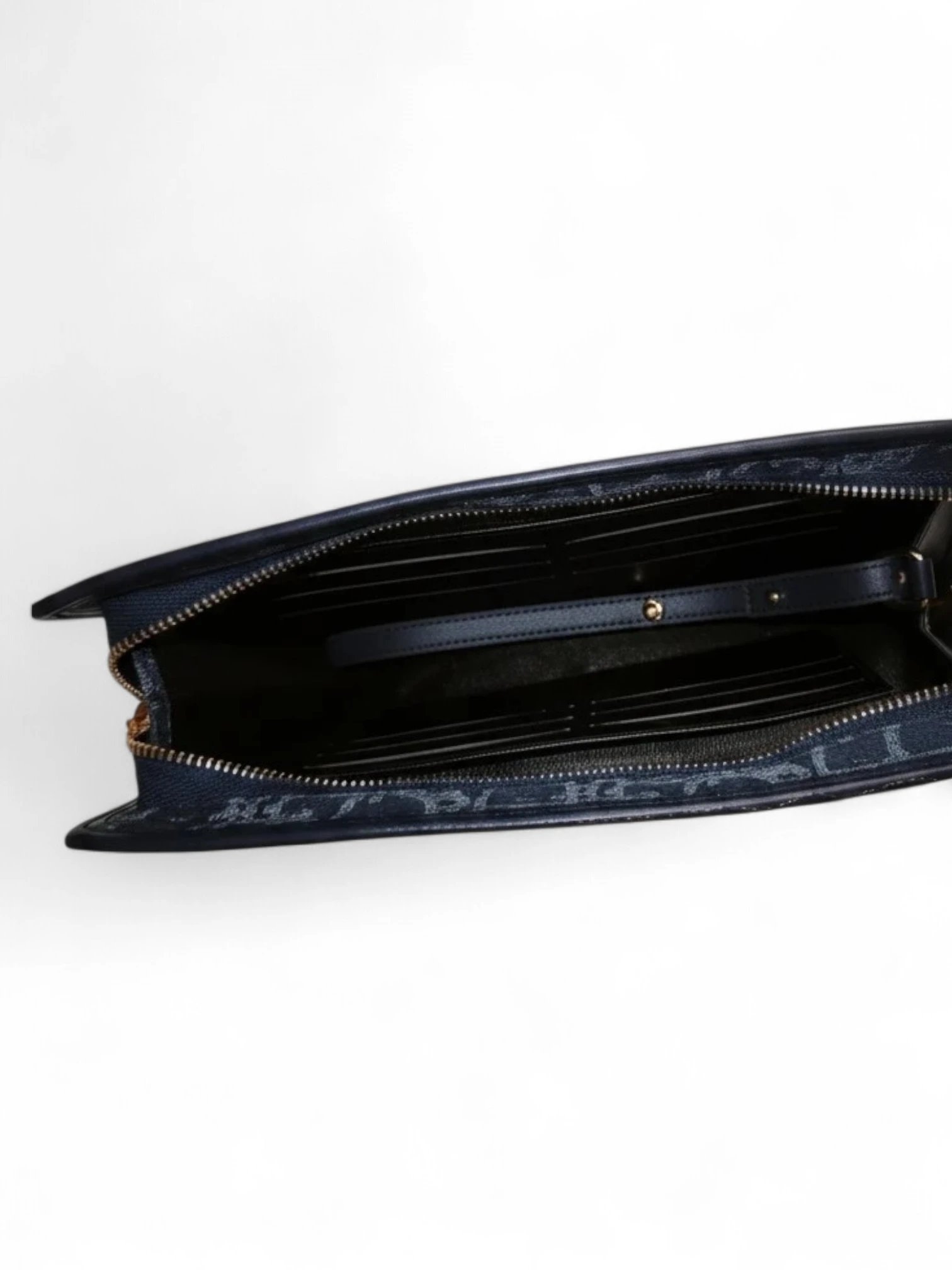 ⁦Christian Dior Clutch Denim Oblique 30 Montaigne Dea Pouch Blue + Brand Box , size 26*20⁩ - الصورة ⁦4⁩