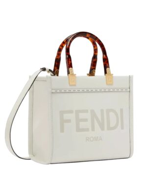 Fendi Sunshine Small
White leather shopper , size 26*21 .. ofr