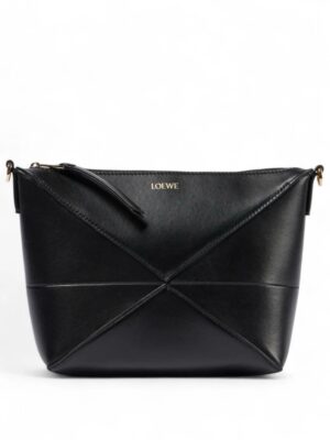 Loewe Puzzle Fold leather pouch + Brand Box , size 26*18 .. ofr