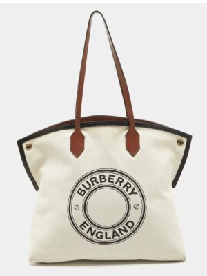 Burberry
Burberry Off White Canvas Large Society Tote , size 38*35 .. ofr