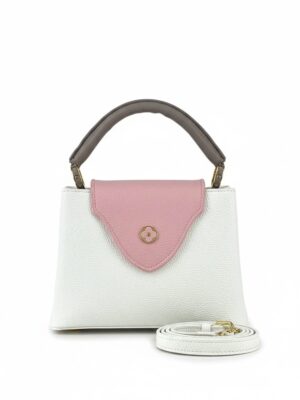 Louis Vuitton Capucines BB + Brand Box , size 25*18 .. ofr