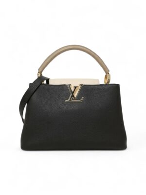 Louis Vuitton Capucines BB + Brand Box , size 25*18 .. ofr