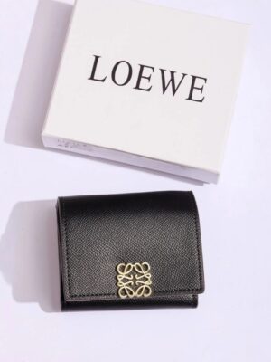 Loewe Anagram leather small wallet + Brand Box , size 11*10