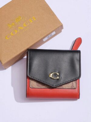 Coach  wallet + Brand Box , size 12*10
