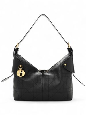 Large Dior Voyage Bag
Black Flat Macrocannage Crinkled + Dust cover , size 36*20