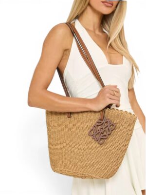 LOEWE Shell Bag Raffia size 40*30