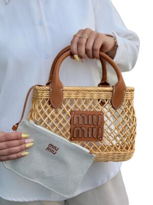 Miu Miu
logo applique interwoven tote bucket bag , Size 27*18