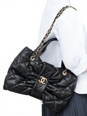 Chanel 25K Bow Bag, Medium , size 38*29