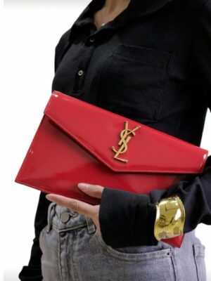 SAINT LAURENT UPTOWN CLUTCH POUCH IN PATENT LEATHER  RED  + Brand Box , size 27*16