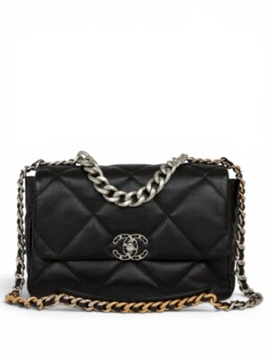 Chanel
Black Quilted Lambskin Leather Chanel 19 Large Flap Bag + Dust cover , size 30*18