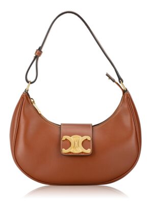 Celine
Smooth Ava Triomphe Medium Shoulder Bag Tan + Brand Box , size 25*15