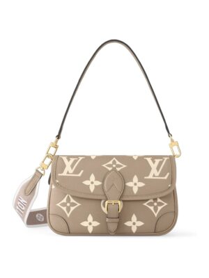 Louis Vuitton Diane + Brand Box , size 25*17