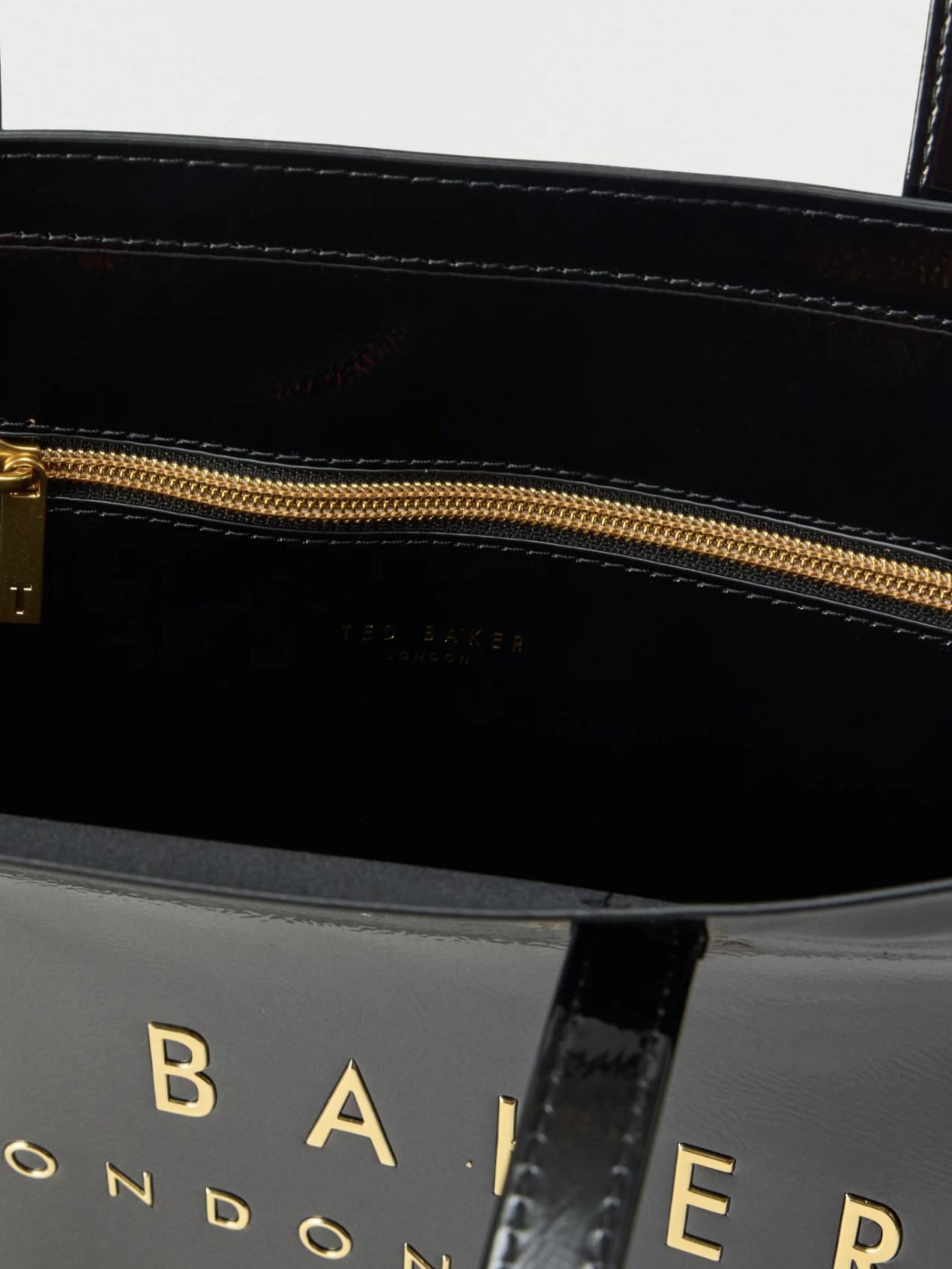 ⁦Ted Baker
CRIKON  Tote bag  black 45*35⁩ - الصورة ⁦4⁩