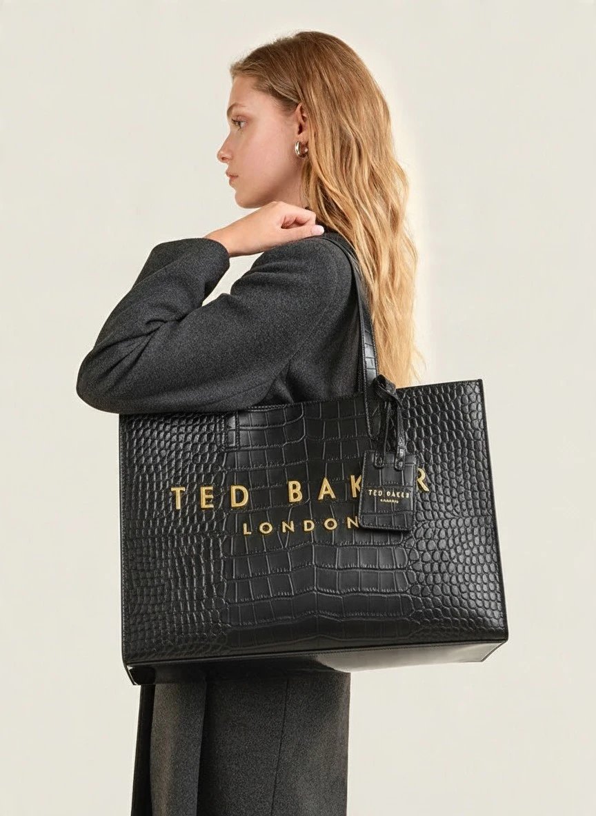 ⁦Ted Baker
croc embossed  tote + Dust cover , size 40*30⁩ - الصورة ⁦3⁩