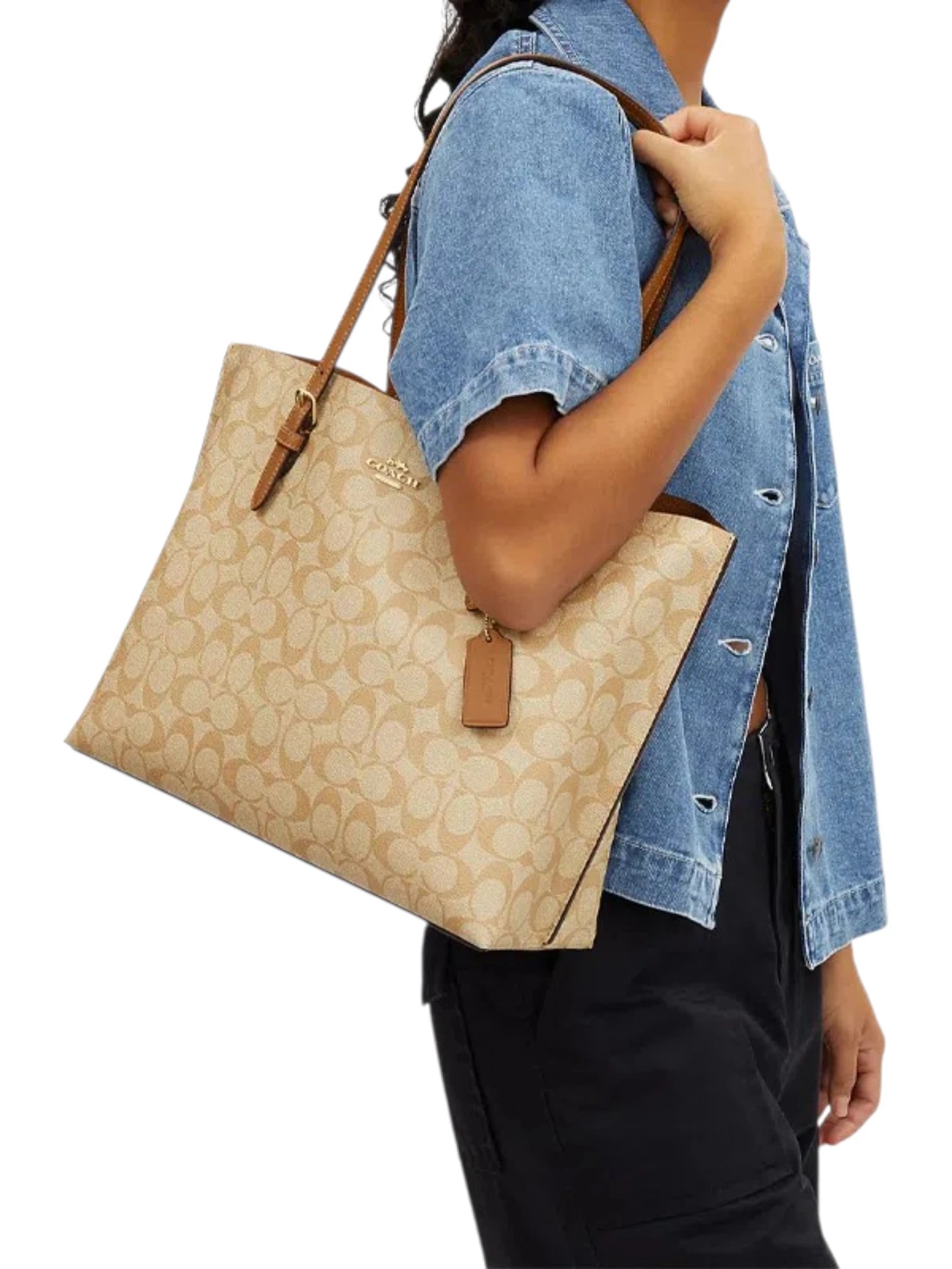 ⁦COACH Mollie Tote bag in signature , size 38*27⁩ - الصورة ⁦4⁩