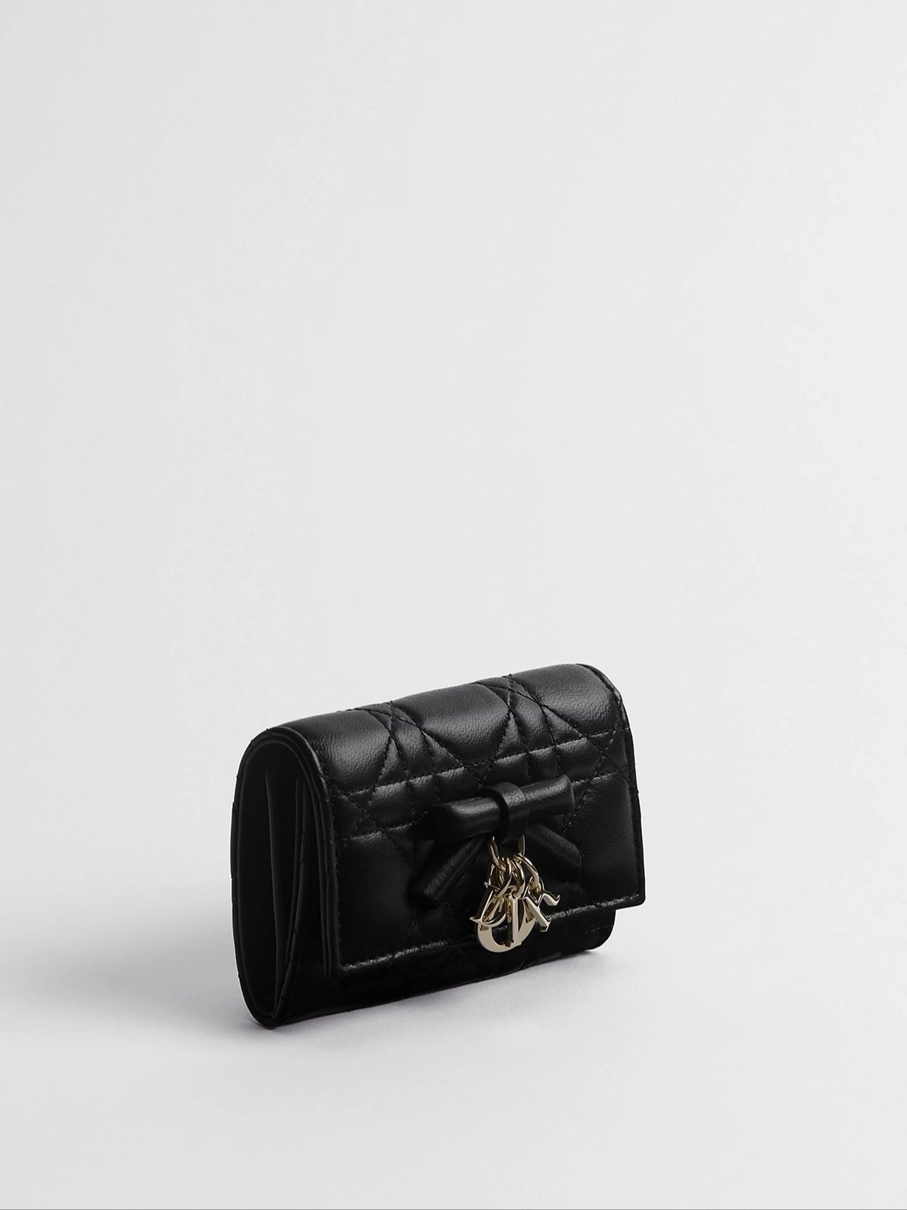 ⁦Christian Dior Lady Dior Glycine Wallet Cannage , size 11*8⁩ - الصورة ⁦4⁩
