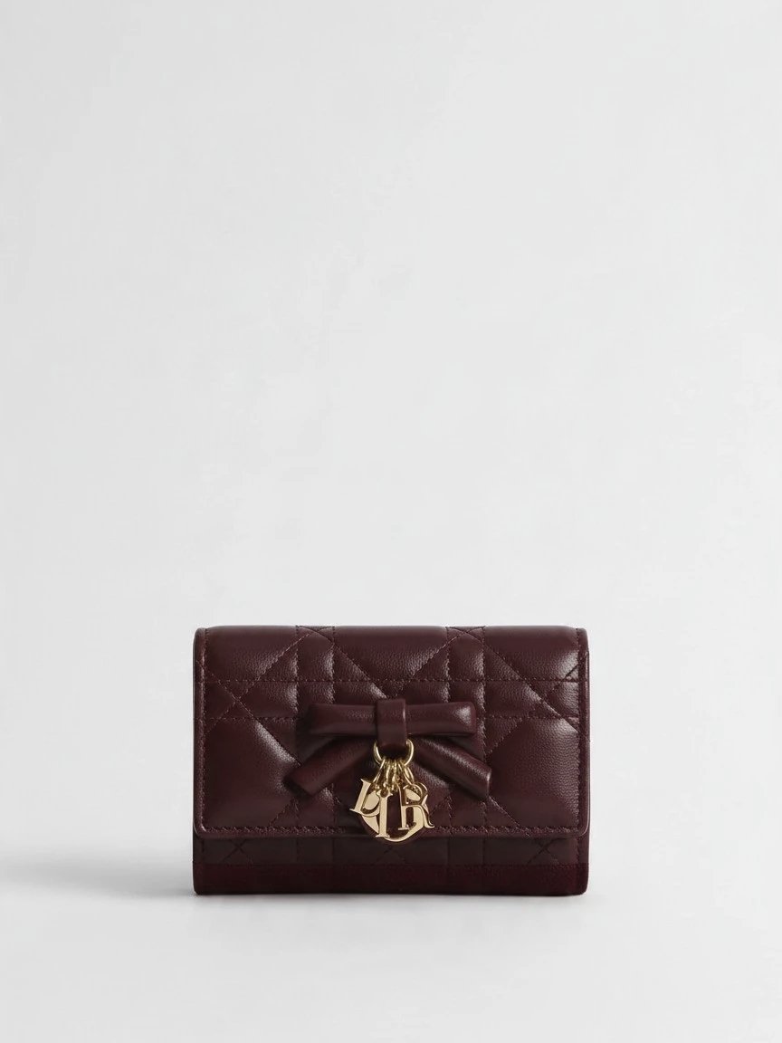 ⁦Christian Dior Lady Dior Glycine Wallet Cannage , size 11*8⁩ - الصورة ⁦10⁩